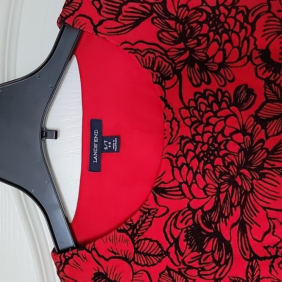 Lands End Red Black Raised Velvet Floral Dress Small/Tall Fit and Flare - Picture 3 of 6